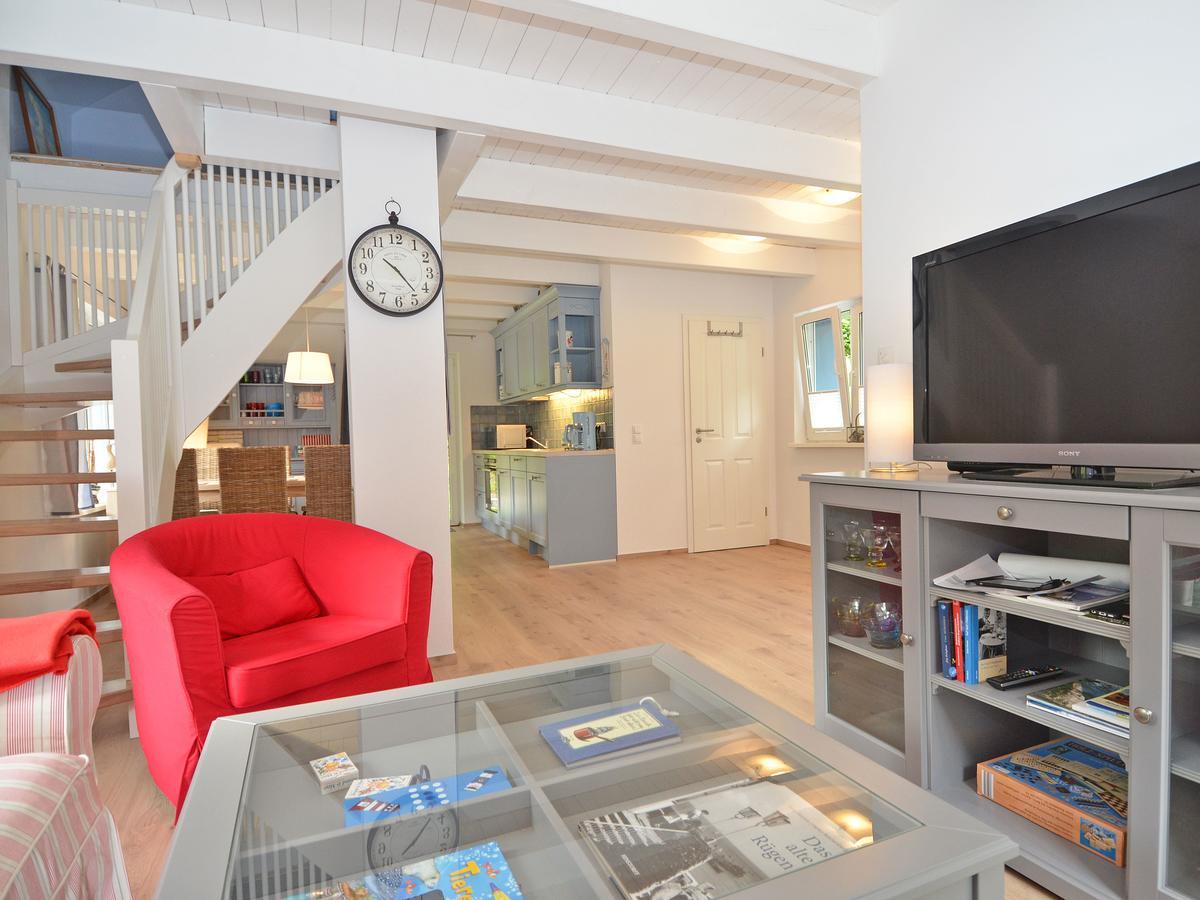 Blaues Strandhaus Sellin Exterior foto